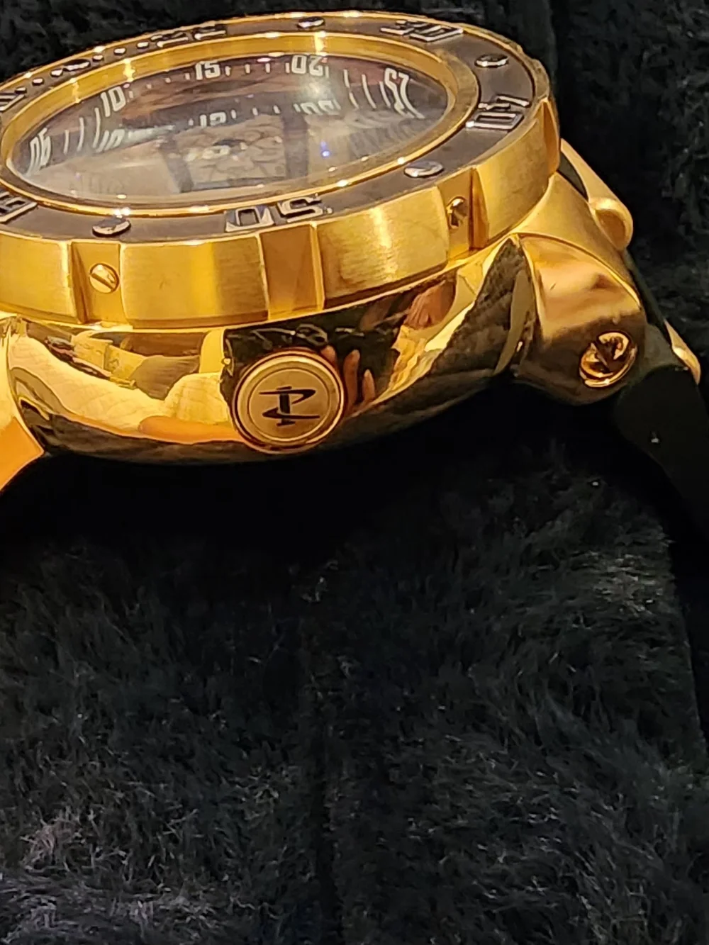 Invicta Men’s Gold and Black Chronograph Watch